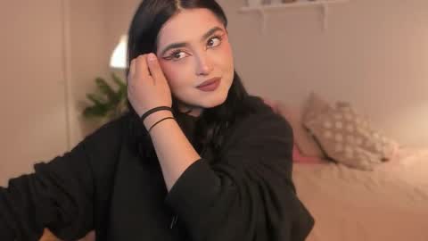   online show from November 4, 5:09 am