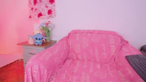 sarahajhoness online show from March 8, 11:03 am