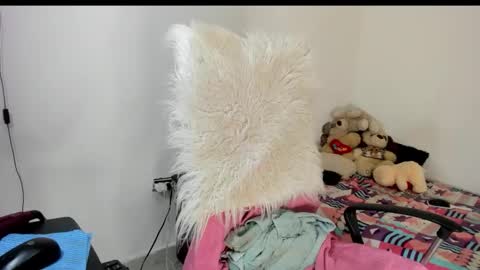 Sarah online show from November 2, 7:30 am