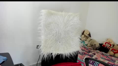 Sarah online show from November 19, 6:28 pm