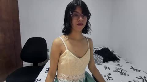 Sarah  online show from September 12, 1:02 pm