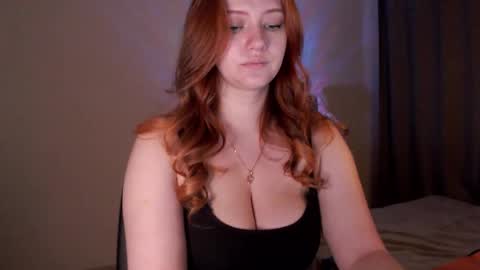 Snapshot of sarahsweetie_ chatting on January 25, 2:47 pm Sarah online show from January 25, 2:47 pm