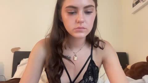 Snapshot of sarahxaoliver1 chatting on October 6, 5:09 pm SarahxOliver online show from October 6, 5:09 pm