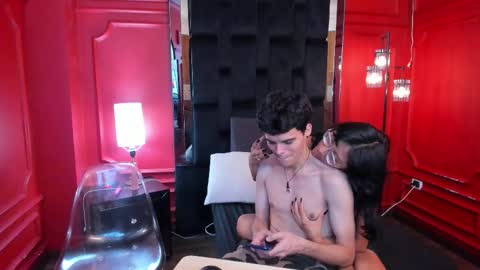 Sara and Edward online show from November 6, 3:09 am