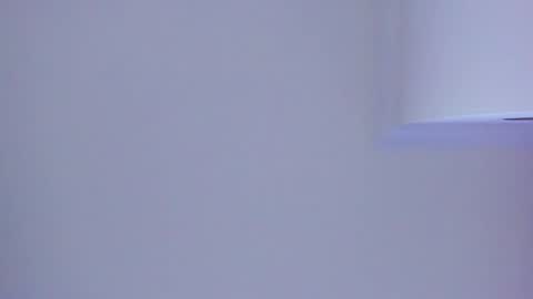 Snapshot of sarasaenz__ chatting on February 6, 8:45 pm online show from February 6, 8:45 pm