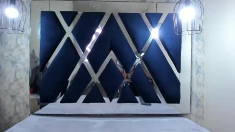 Snapshot of sarasaenz__ chatting on February 25, 2:58 pm online show from February 25, 2:58 pm