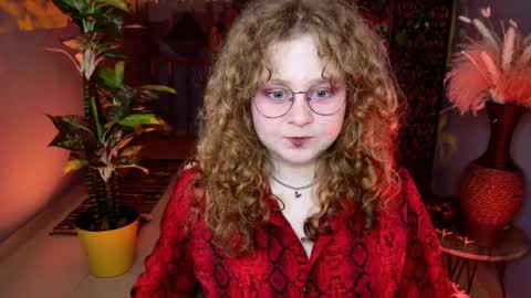 Sara online show from April 6, 8:37 am