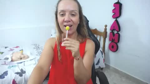 saray1221 online show from December 22, 10:04 pm