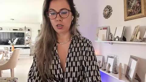Snapshot of sarhamccormick chatting on February 11, 3:29 pm sarha online show from February 11, 3:29 pm