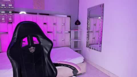 Sari online show from March 29, 9:11 am