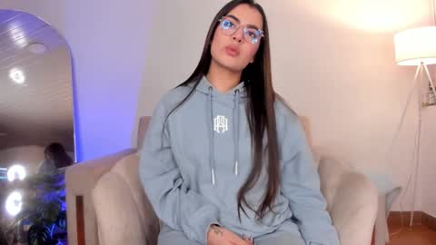 Sarita Lozano online show from November 10, 11:51 pm