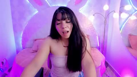 Snapshot of sarita_jane chatting on October 18, 3:11 am Sara online show from October 18, 3:11 am