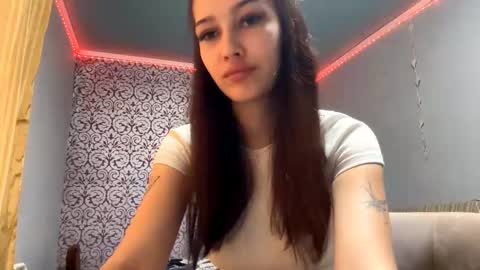 Snapshot of sary_vibe chatting on September 28, 2:04 pm Valentina online show from September 28, 2:04 pm