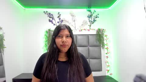 sasha__collins online show from July 17, 3:14 pm