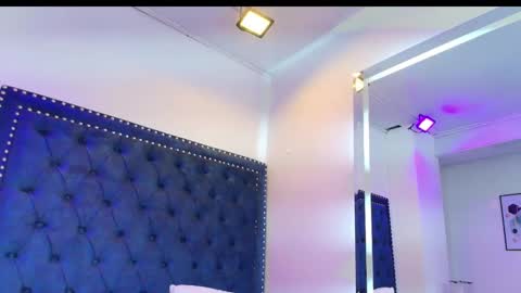 Sasha online show from March 5, 3:40 am