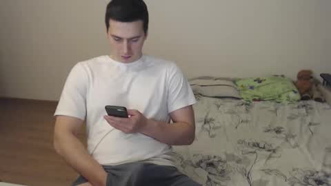 Snapshot of sasha_calvin chatting on September 22, 6:34 pm sasha_calvin online show from September 22, 6:34 pm
