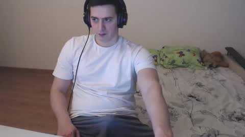 Snapshot of sasha_calvin chatting on October 12, 12:36 am sasha_calvin online show from October 12, 12:36 am