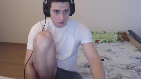 Snapshot of sasha_calvin chatting on October 9, 11:37 am sasha_calvin online show from October 9, 11:37 am