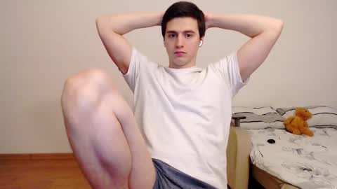 Snapshot of sasha_calvin chatting on February 5, 6:24 am sasha_calvin online show from February 5, 6:24 am