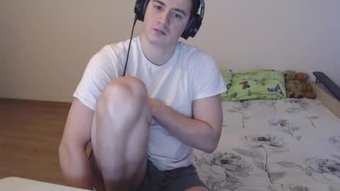 Snapshot of sasha_calvin chatting on October 8, 5:57 am sasha_calvin online show from October 8, 5:57 am
