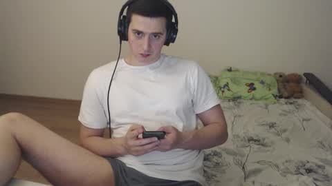 Snapshot of sasha_calvin chatting on October 1, 9:02 pm sasha_calvin online show from October 1, 9:02 pm
