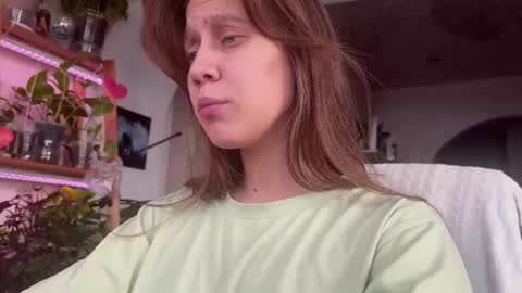 Alexandra Sasha in short online show from February 16, 9:59 am