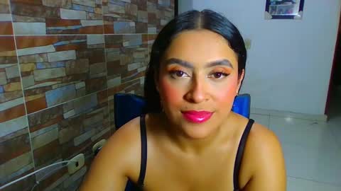 Snapshot of sasha_rose23 chatting on January 14, 4:25 am Camila online show from January 14, 4:25 am