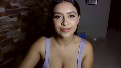 Snapshot of sasha_rose23 chatting on December 26, 10:41 pm Camila online show from December 26, 10:41 pm