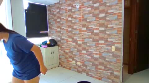 Snapshot of sasha_rose23 chatting on October 15, 5:36 pm Camila online show from October 15, 5:36 pm