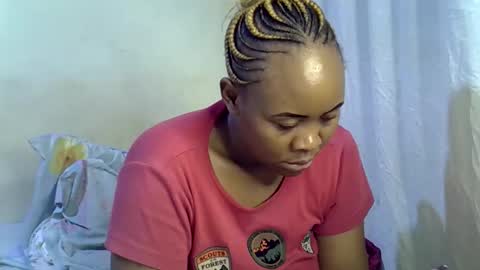 sassy_bella online show from May 19, 1:56 am