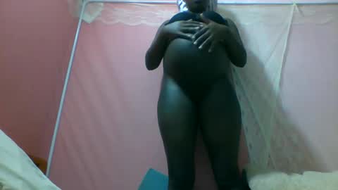 Snapshot of sassy_jazmin chatting on October 3, 10:29 pm Jazmin online show from October 3, 10:29 pm
