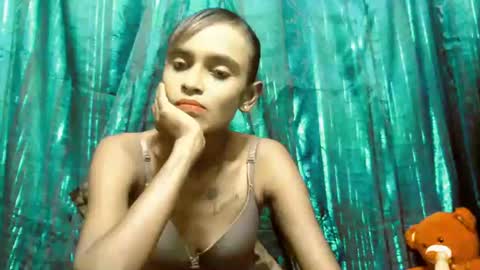 sassyxindian online show from March 17, 6:40 am