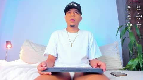     online show from May 10, 10:38 pm