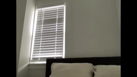 satansbabysitter online show from December 30, 7:00 pm