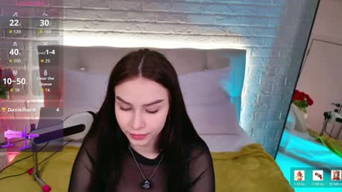   online show from April 13, 6:34 pm