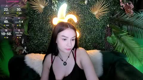   online show from April 5, 5:54 pm