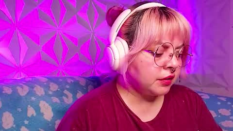 Gina George online show from March 6, 2:10 am