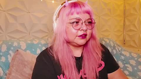 Gina George online show from May 26, 12:28 am