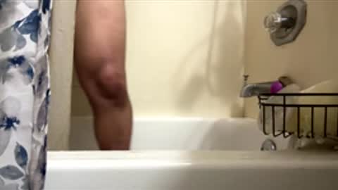 ElVergone online show from January 5, 7:17 pm