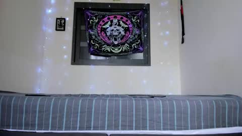 Zaren online show from November 16, 8:44 pm