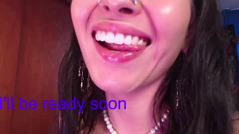 Snapshot of saucy_zaren chatting on March 9, 9:03 pm Zaren online show from March 9, 9:03 pm