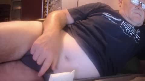 Snapshot of saugeil123 chatting on September 8, 8:41 pm saugeil123 online show from September 8, 8:41 pm