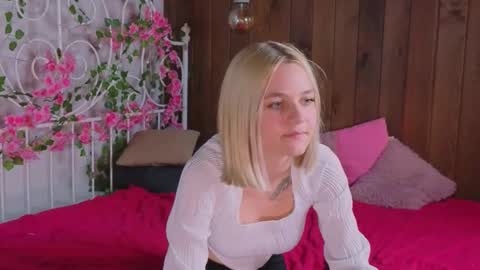 savannahshor online show from October 11, 9:36 am