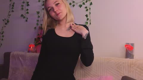 savannahshor online show from November 11, 7:38 pm