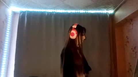 Sophie online show from October 10, 4:24 pm