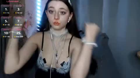 Sophie online show from October 23, 3:35 pm