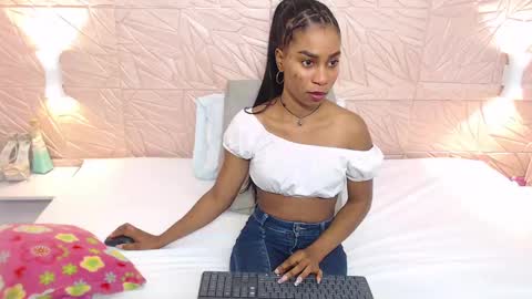 savory_pussy18 online show from February 27, 1:28 pm