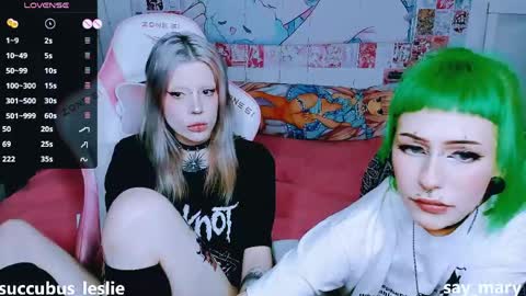 pronoun she. name Mary. age 21. online show from March 25, 11:22 pm