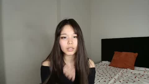 Saya online show from April 8, 2:09 pm