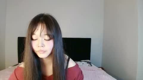 Saya online show from April 12, 2:43 pm